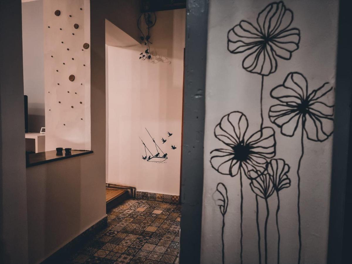 Home Central Apartment Brasov Bagian luar foto