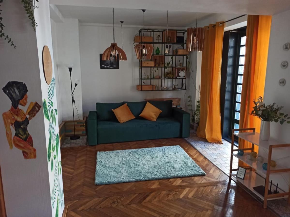 Home Central Apartment Brasov Bagian luar foto